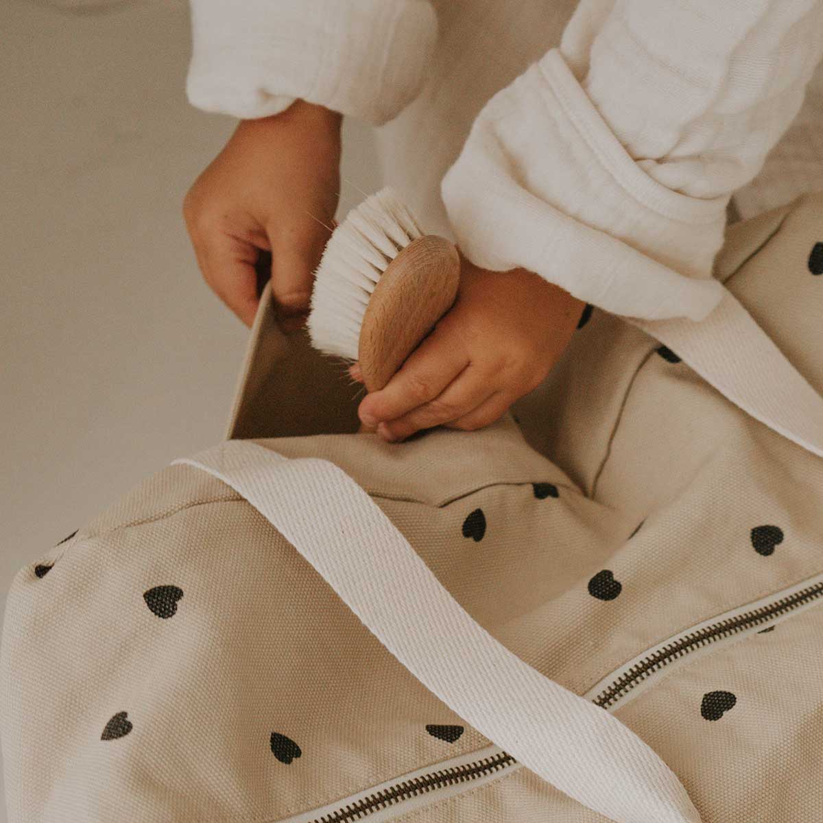 RAPHAEL DIAPER BAG - WEEKEND BAG SAND