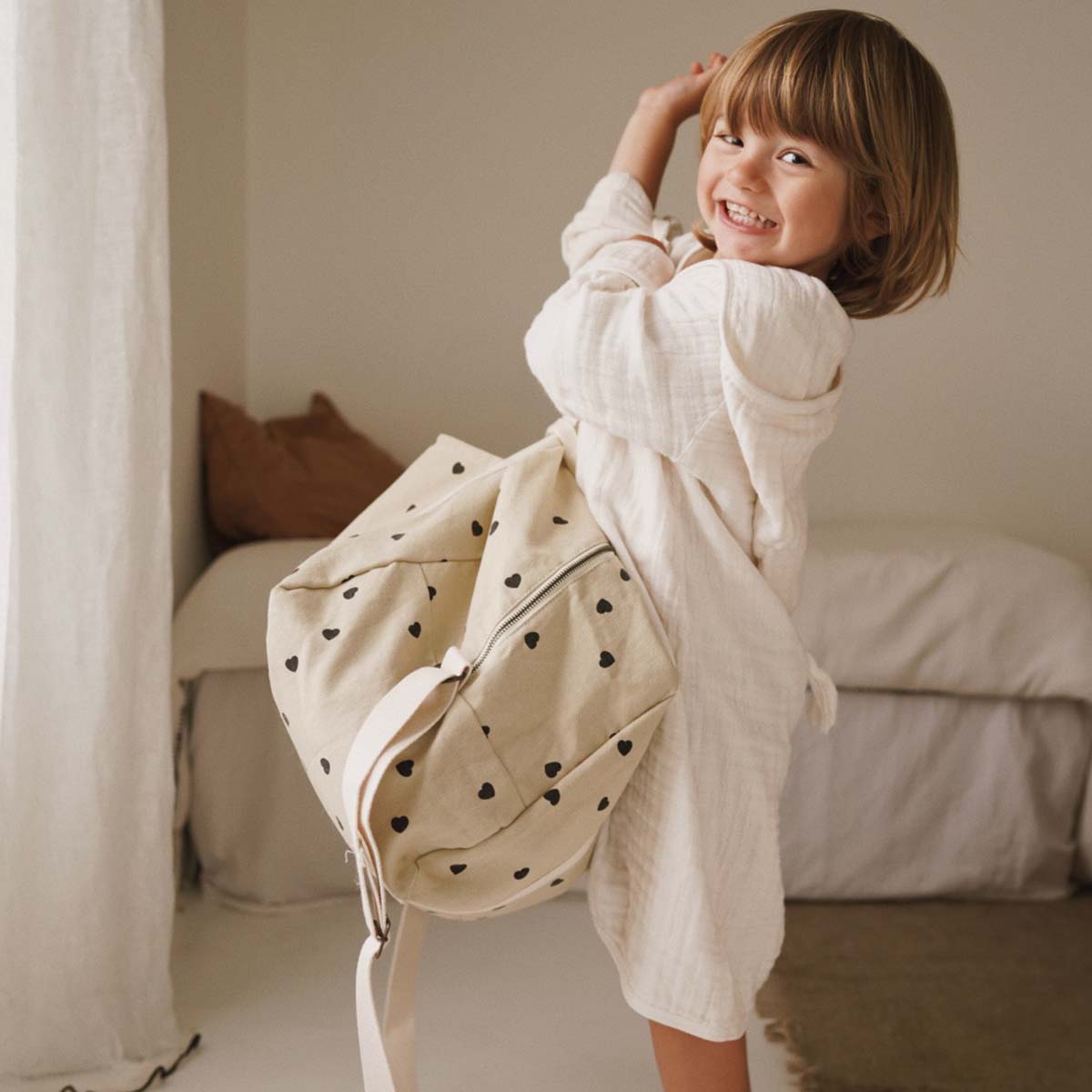 RAPHAEL DIAPER BAG - WEEKEND BAG SAND