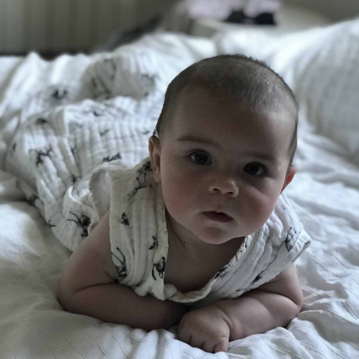 ADELE LIGHTWEIGHT BABY SLEEPING BAG - FAWN ECRU