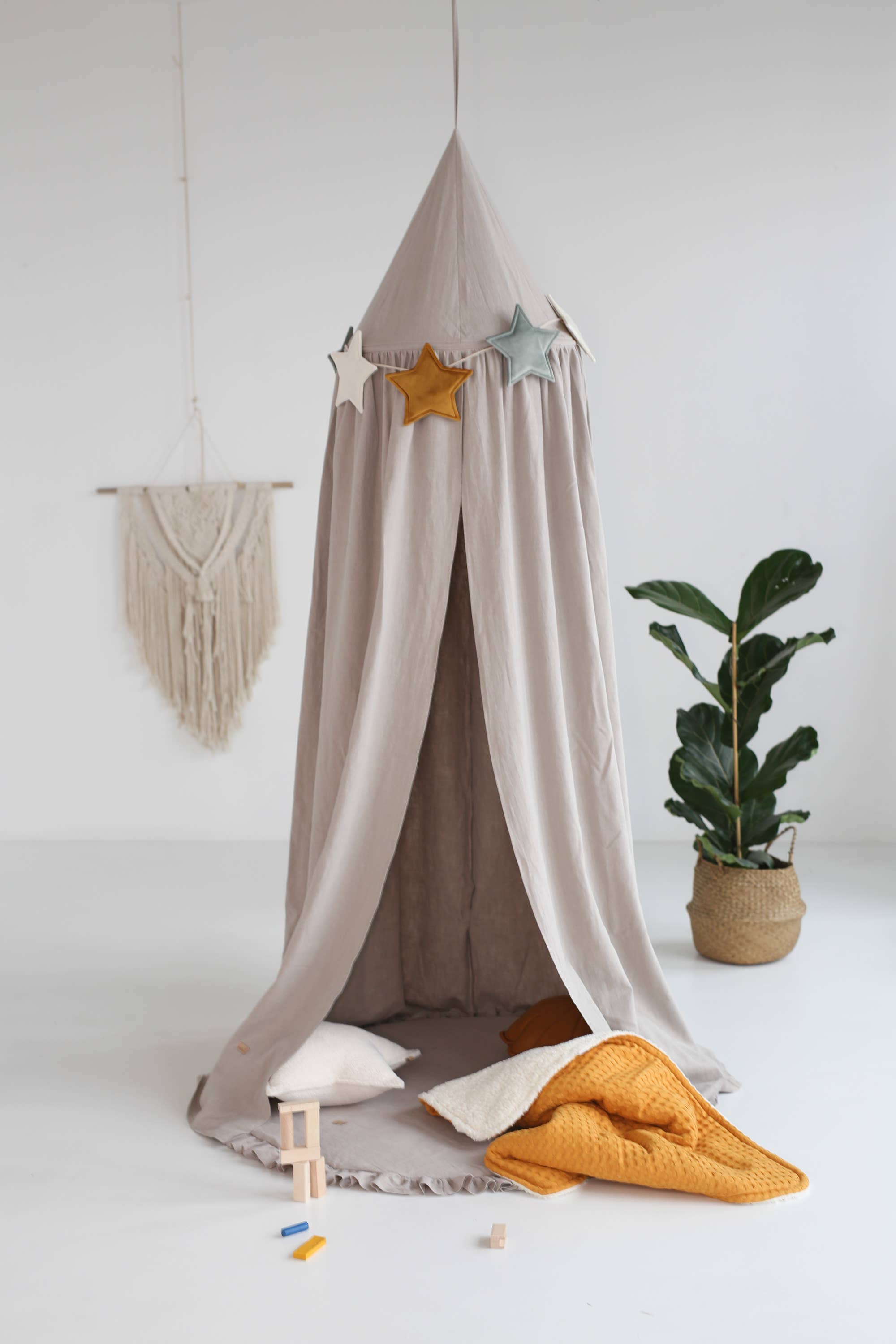 Linen canopy/ linen baldachin (3 colours)