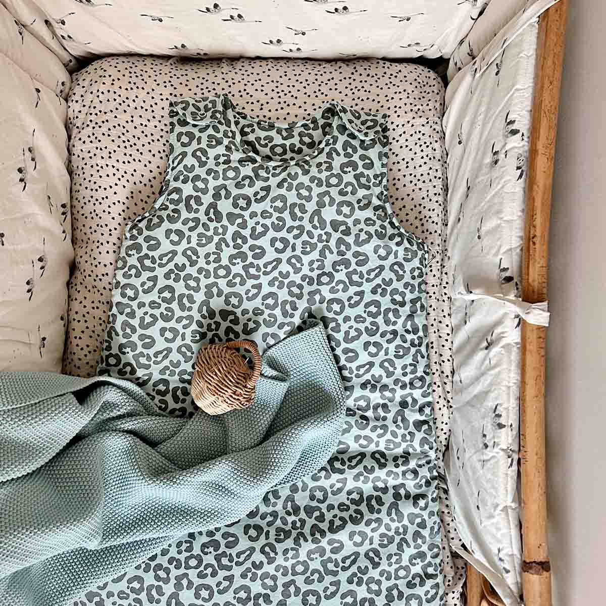 Rose in April Charly Goose Bed Bumper in bedding, soft fabric with a charming goose design for a cozy nursery decor.