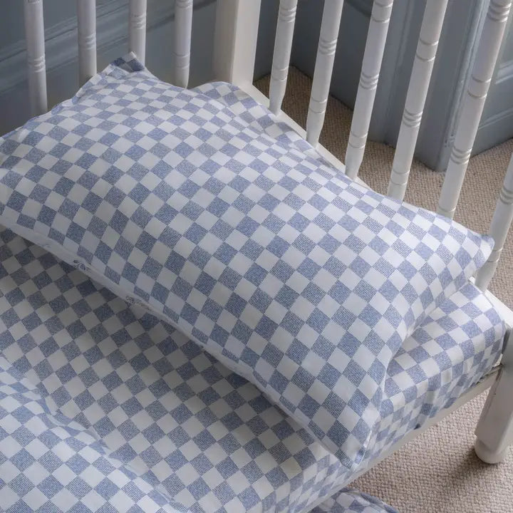 AVERY ROW WAVES TODDLER BED SET IN BLUE