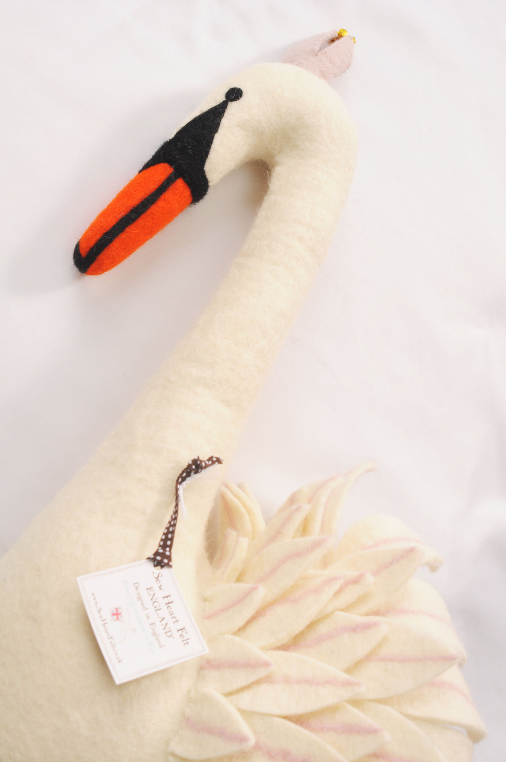 Felt Swan – Soft Felt Kids Room Décor | RockerMumma